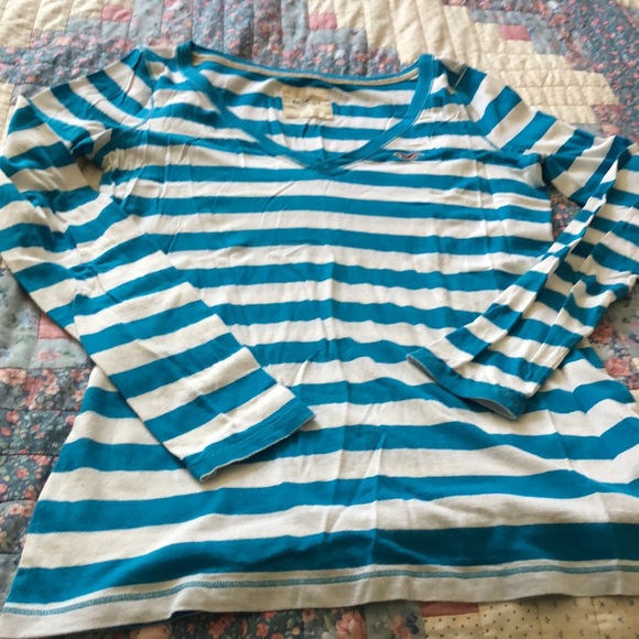 Hollister L long sleeve tee - Picture 3 of 5